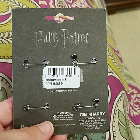 Harry Potter Pins - Picture 2 of 2